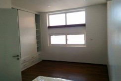 4 Bedrooms Duplex for Sale (Wat Phnom) | LGM009