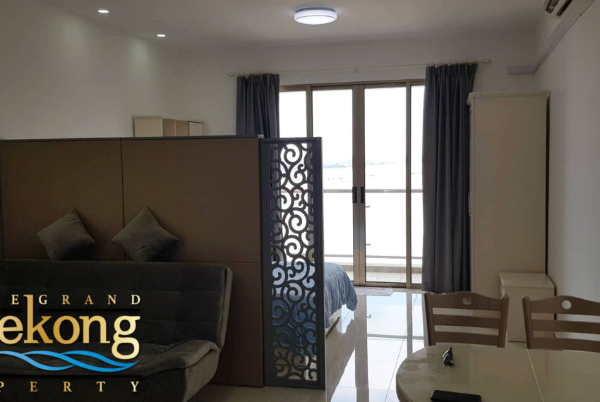 44250868_325006984969679_330348985824837632_n