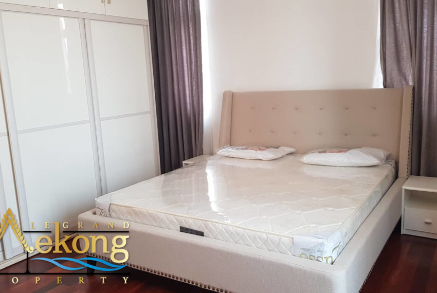 54114881_327641111221646_6766130829161660416_n